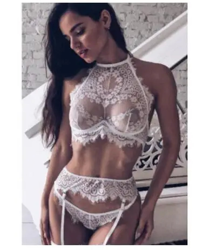 Erotic lace set